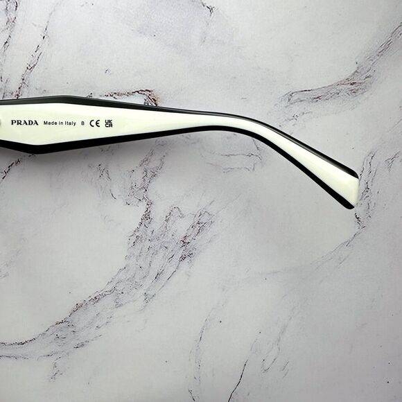 New PRADA Sunglasses - Picture 8 of 16
